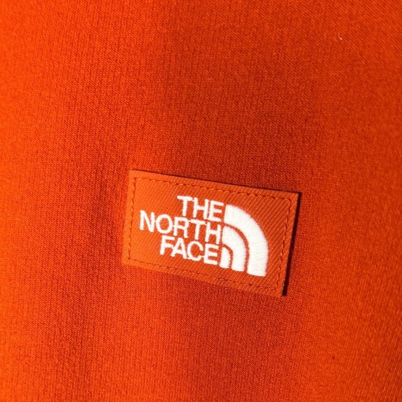 The North Face Men's Heritage Patch Crewneck Sweatshirt Pullover XL Rust Bronze - Picture 7 of 12